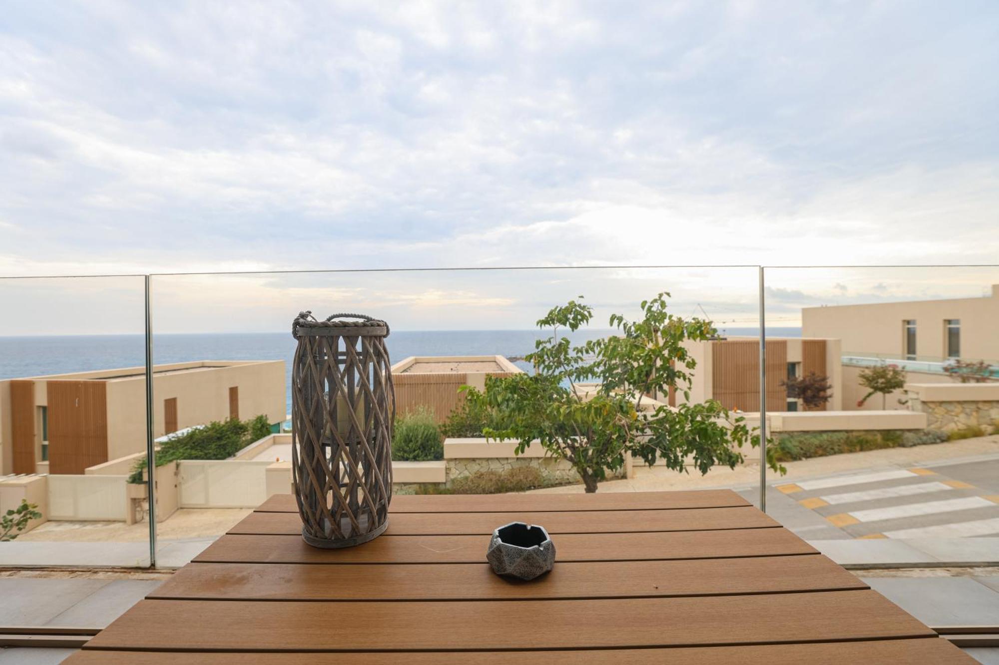 Green Coast Resort & Residences 94 Palasë Dış mekan fotoğraf
